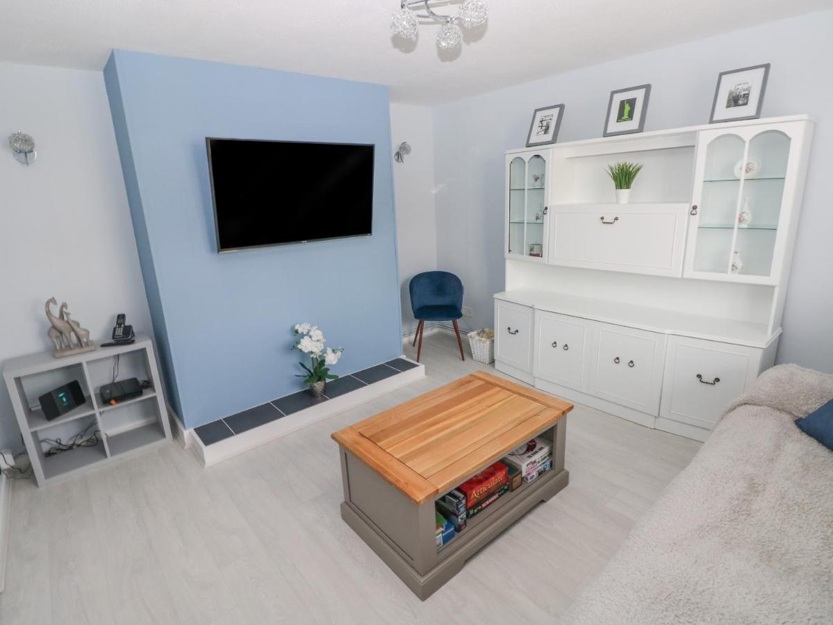 21 Sandfield Road Villa เบอรีพอร์ต ภายนอก รูปภาพ